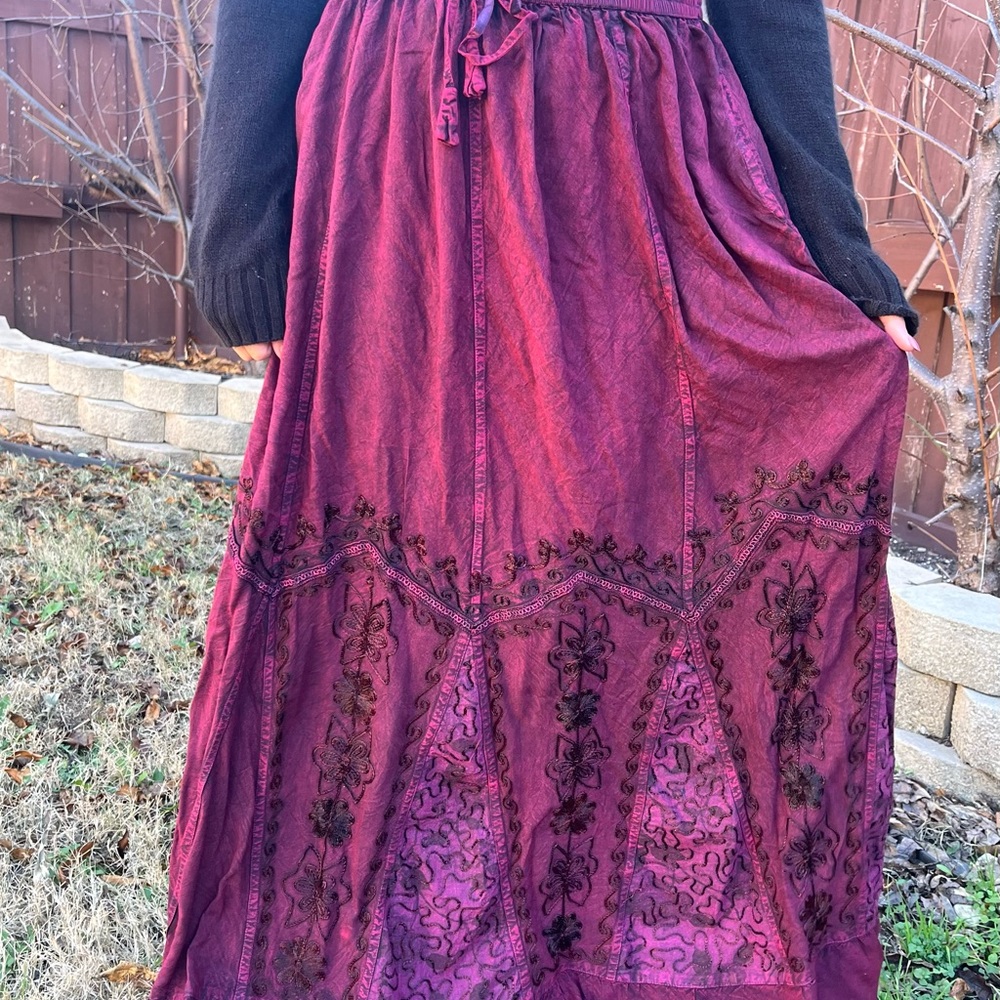 Cottagecore Maroon Maxi Skirt with Embroidery - Picture 11 of 11